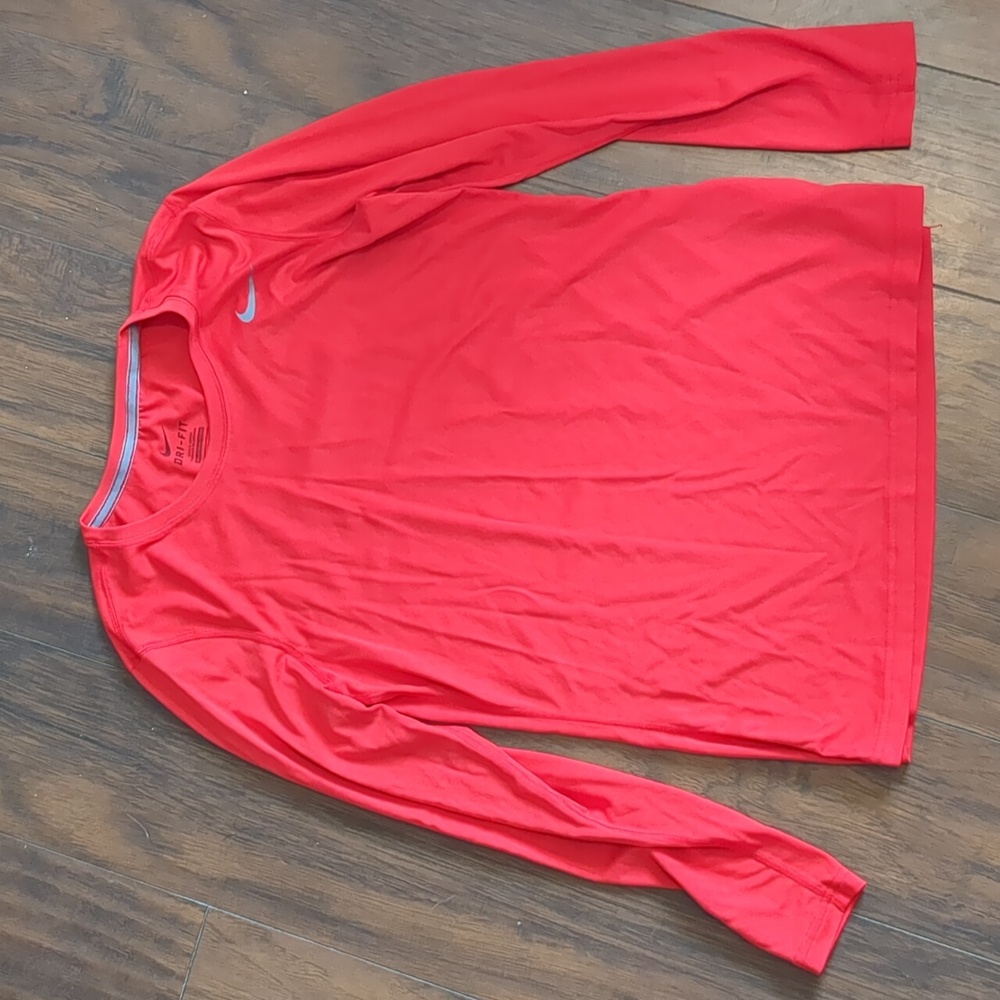 Nike long sleeve top
